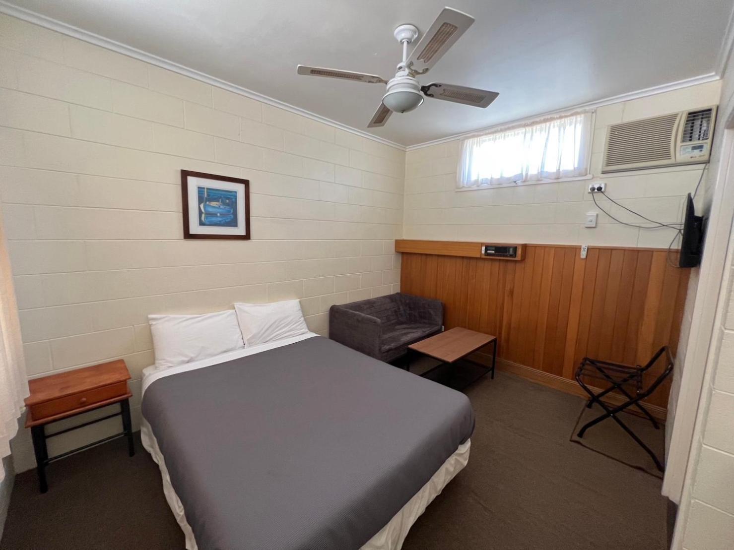 Glossop Motel Winkie Bagian luar foto